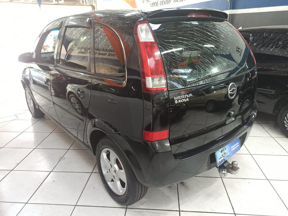 Miniatura: MERIVA 2005