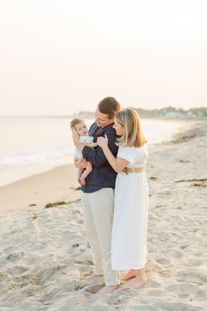 Winnie | Beach Family Session with Baby