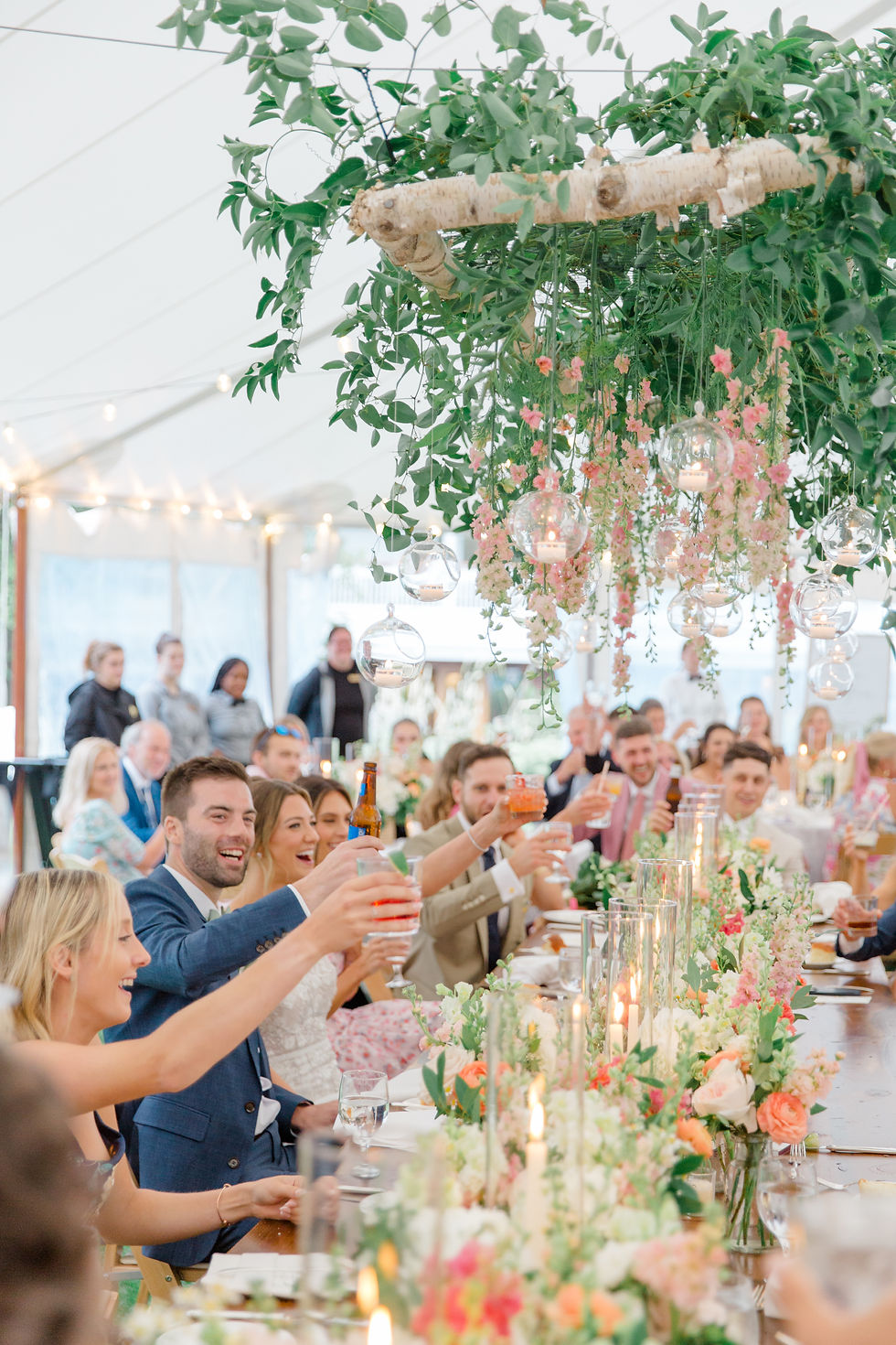 headtable cheers vermont wedding design by new england wedding photographer and videographer