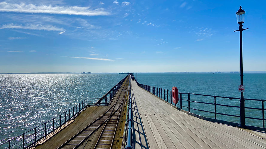 Welcome To The World s Longest Pleasure Pier Southend on Sea