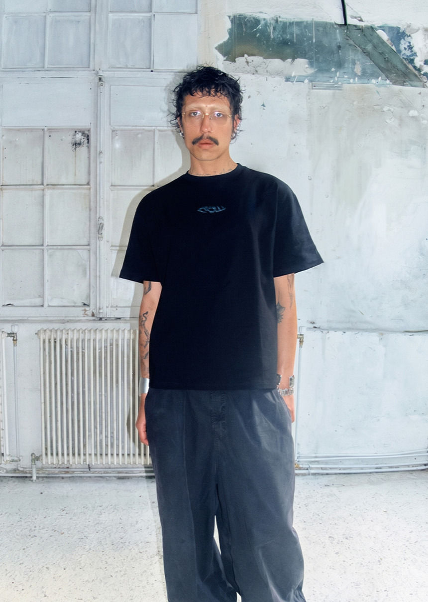 Thumbnail: Black embroidered T-shirt • RAW