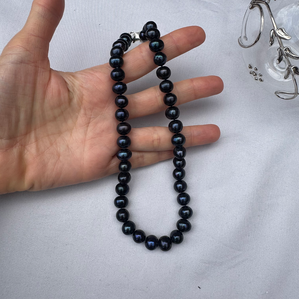 Thumbnail: Natural Freshwater Black Pearl Single Strand 10 mm Necklace