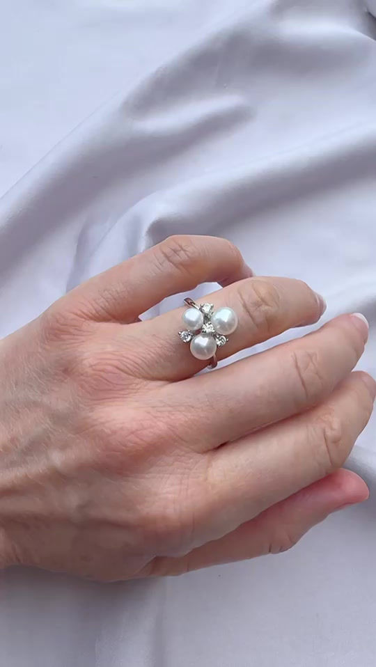 Thumbnail: Natural Pearl AAA Freshwater Cluster Silver Ring