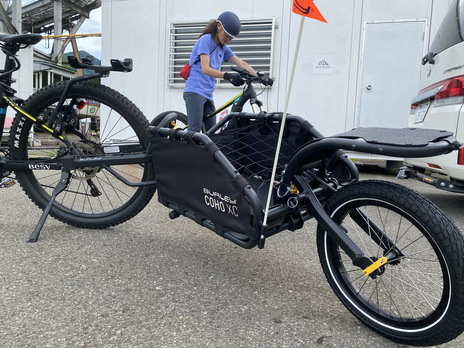 遊びの新兵器サイクルトレーラーBurley COHO XC