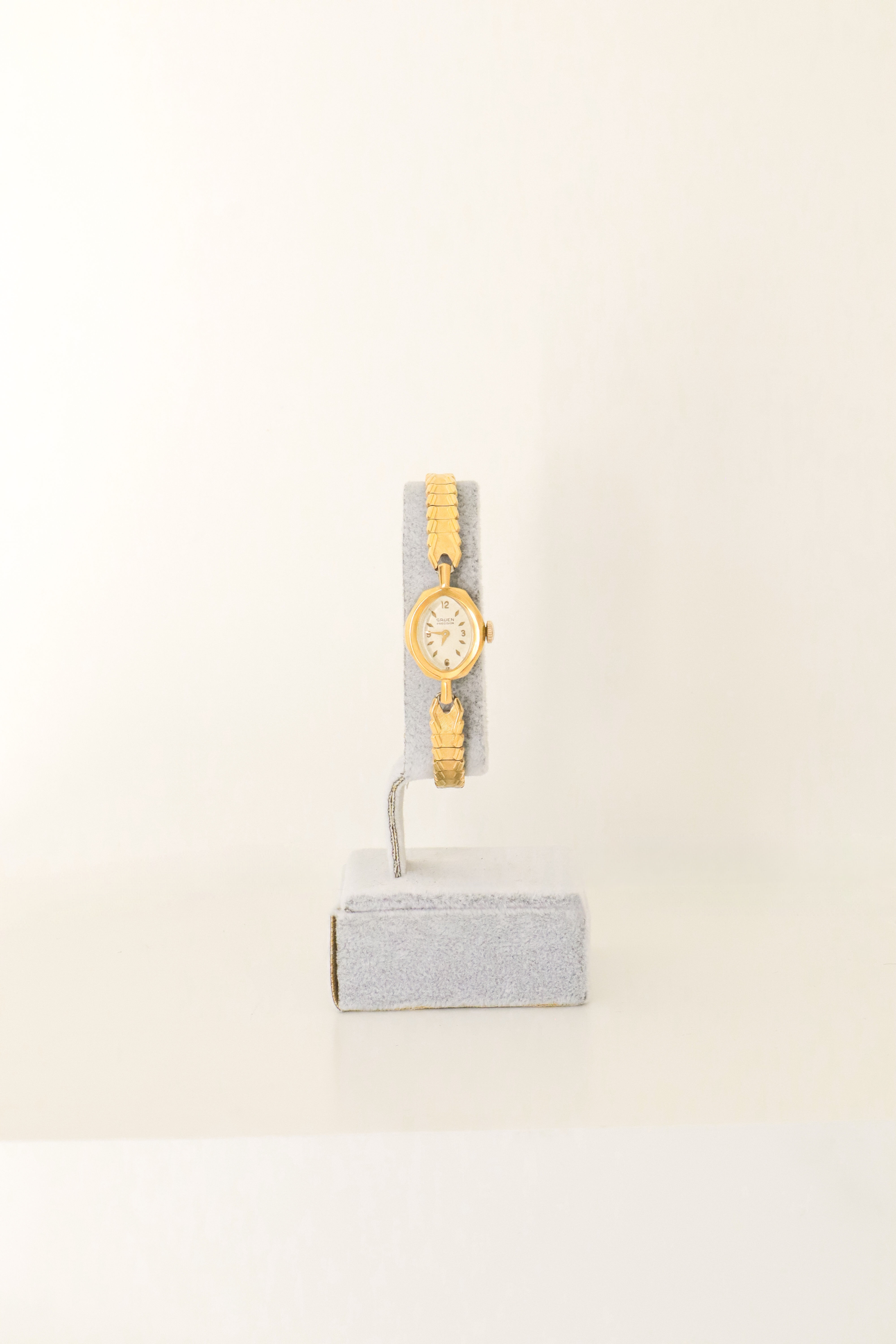 Gruen Precision İnce Formlu 1950’ler Kurmalı Antika Saat