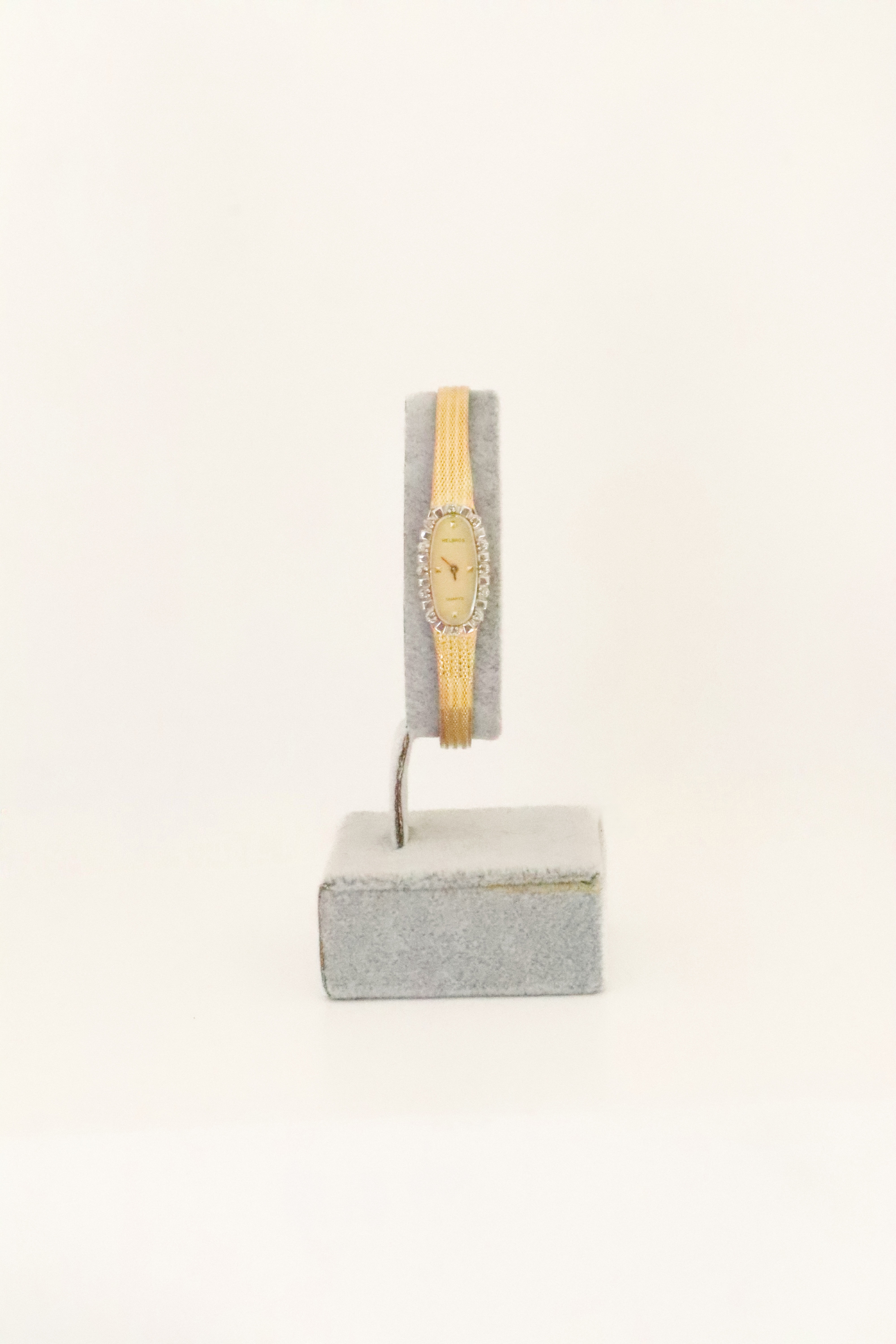 Helbros – Nadir İnce Kasa Tasarım – 1990’lar Vintage Saat