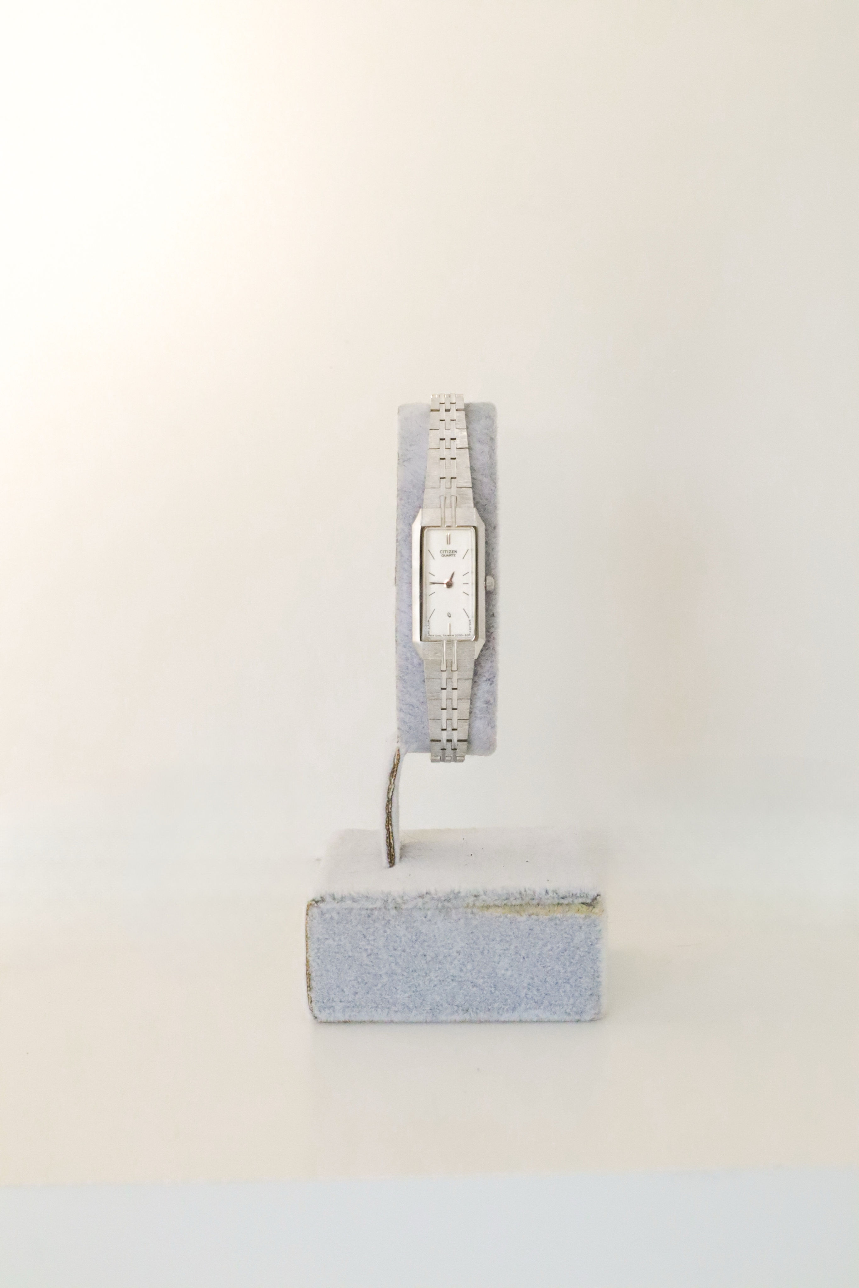 Citizen Rectangular Case Silver-Tone 1990’s Vintage Watch