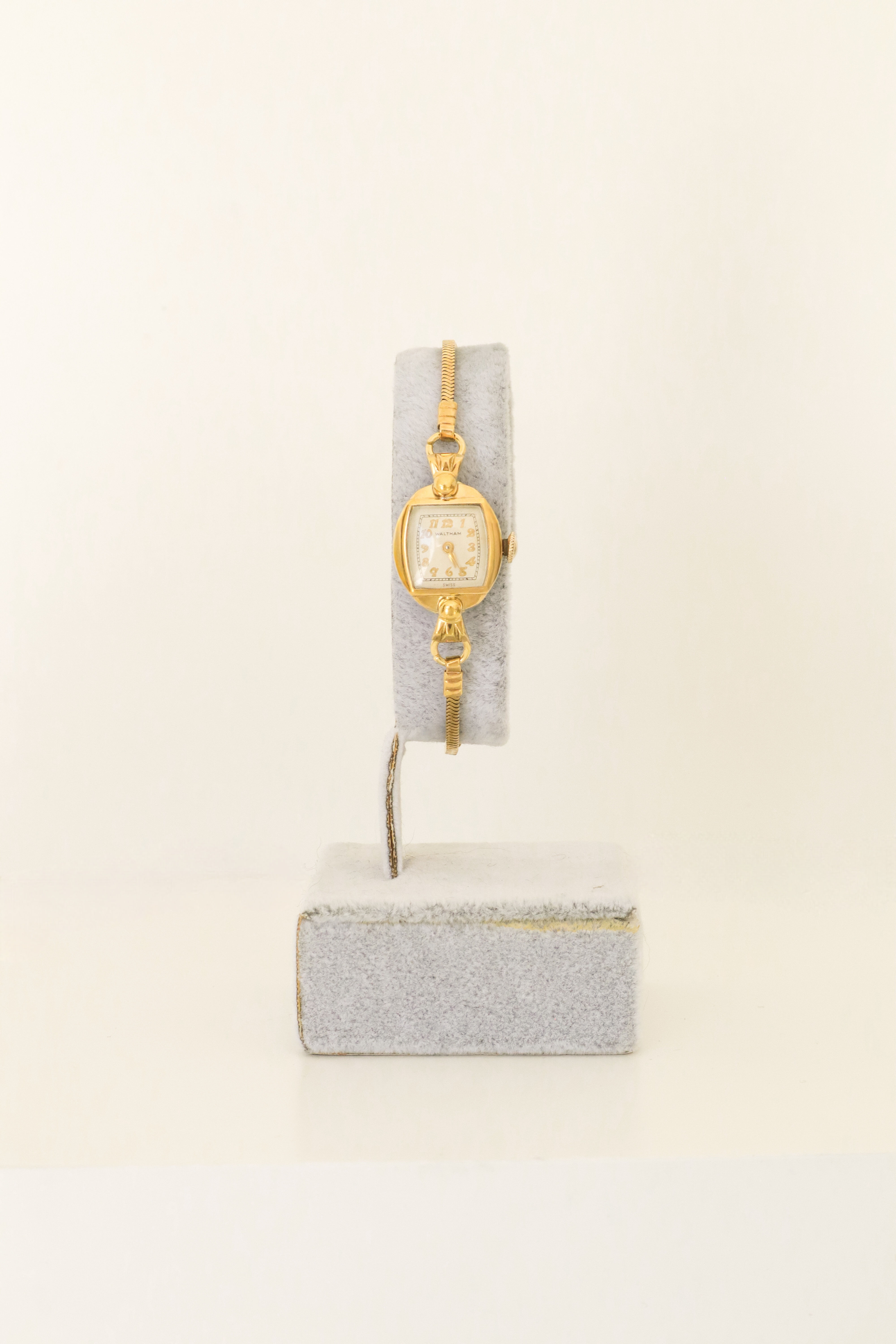 Waltham Çok Nadir 1960’lar Kurmalı Antika Saat