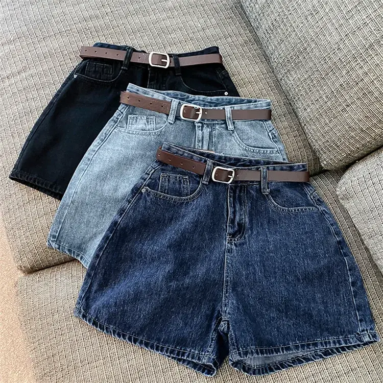 Miniatura: SHORT JEANS FEMININO DE CINTURA ALTA,MODELAGEM SOLTINHA, EFEITO MODELADOR