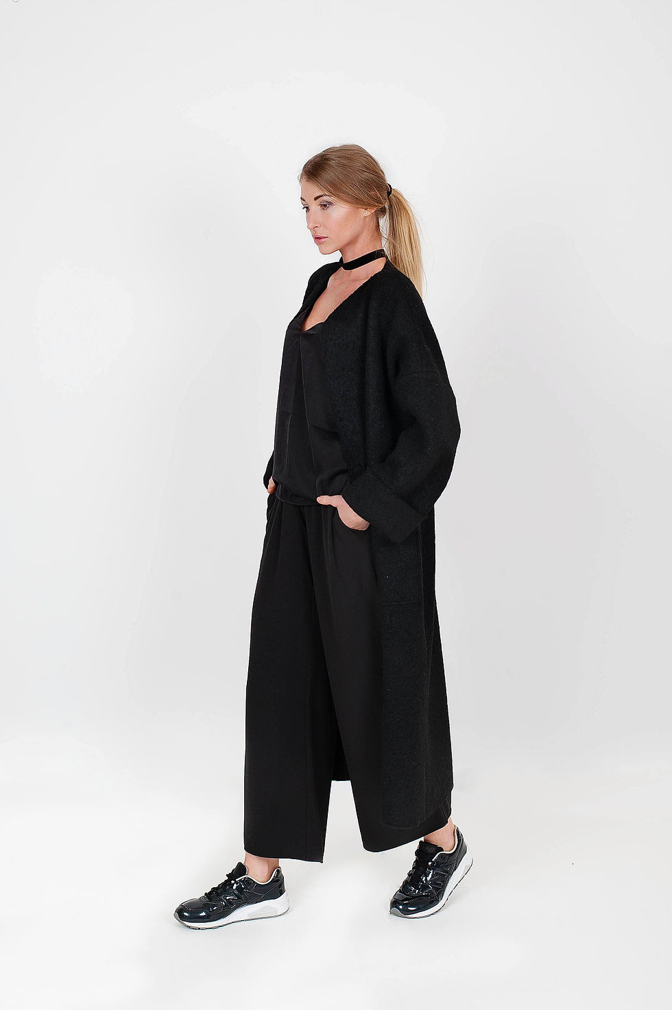 Миниатюра: Шерстяной кардиган "Total Black"