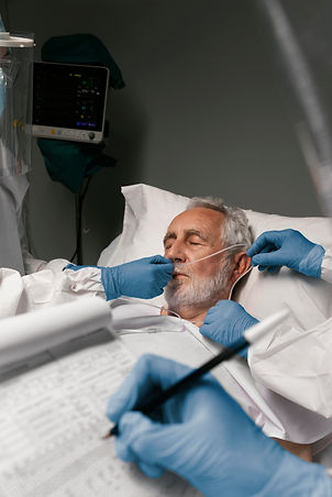 elderly-man-with-respirator-doctors.jpg