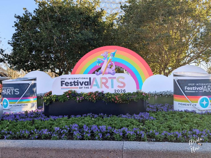 Decoração do festival de Artes no parque Epcot. Esse é um dos festivais que acontecem no parque Epcot no Walt Disney World e que fazem parte do roteiro de 1 dia do Epcot