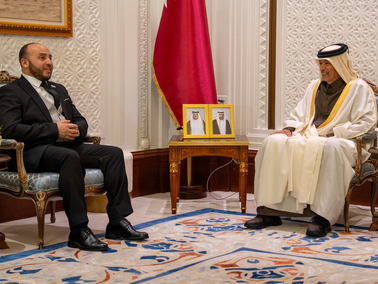 O Presidente do Conselho da Nação da Argélia se encontra com o Embaixador Al-Busairi.