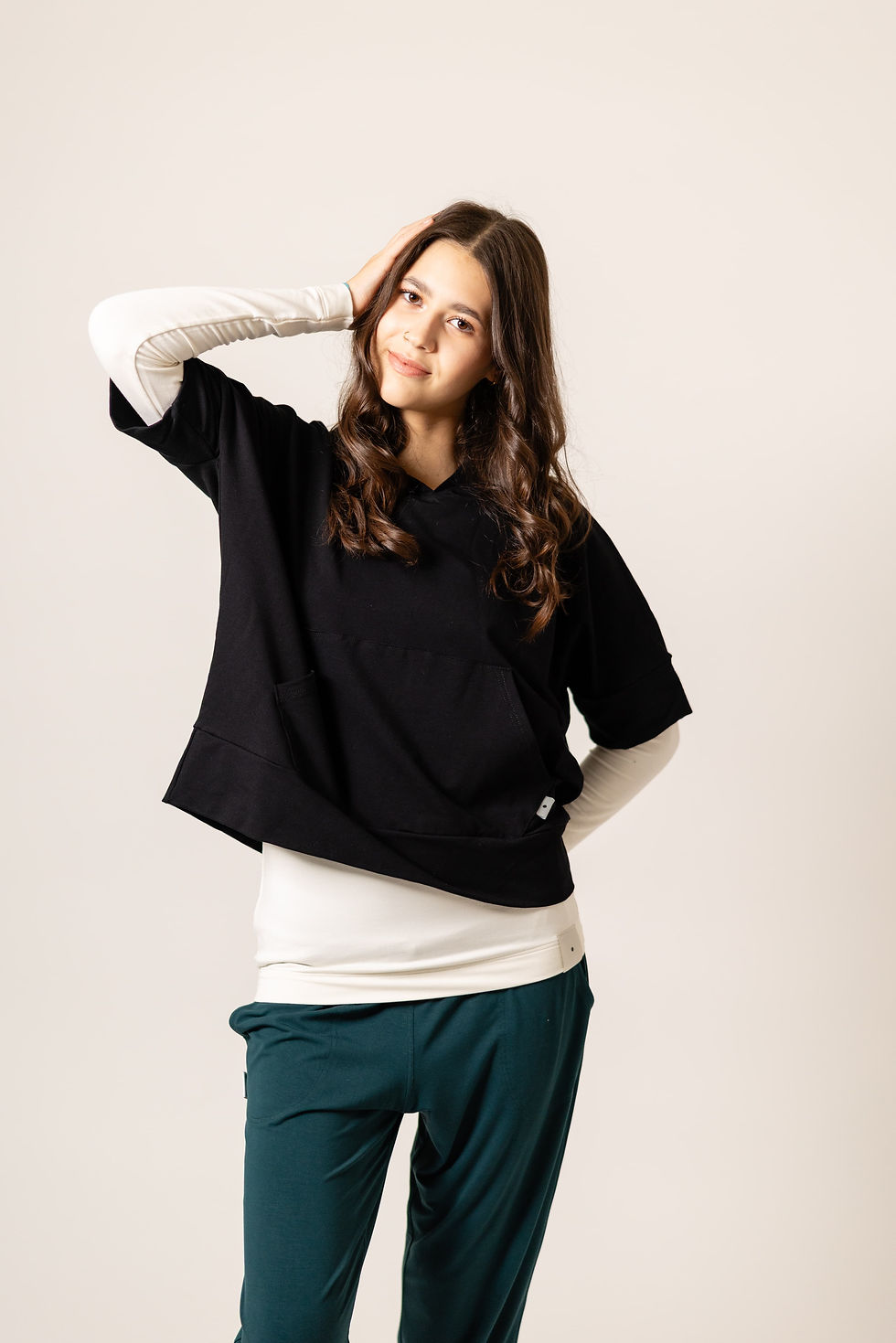 Miniatura: Mikina krátká Cool - černá