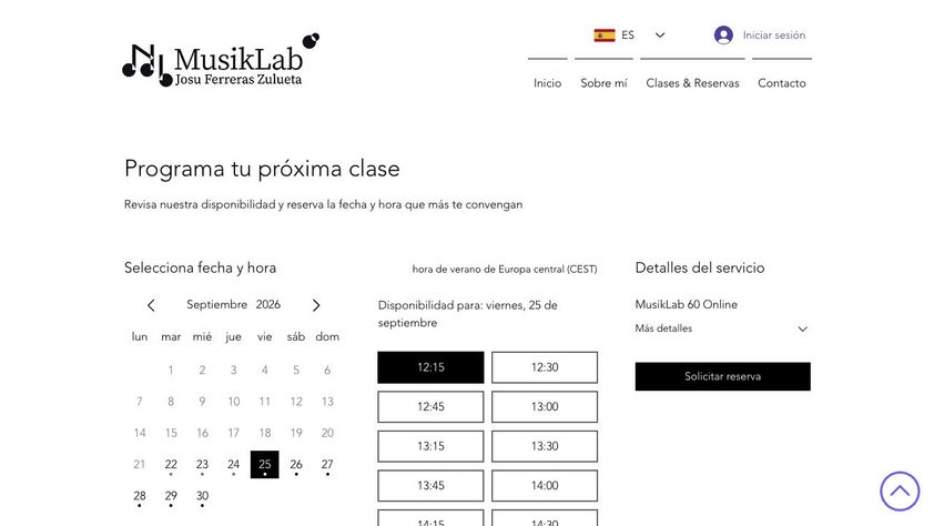 Proceso de reserva con calendario, horarios disponibles y detalles de la clase online.