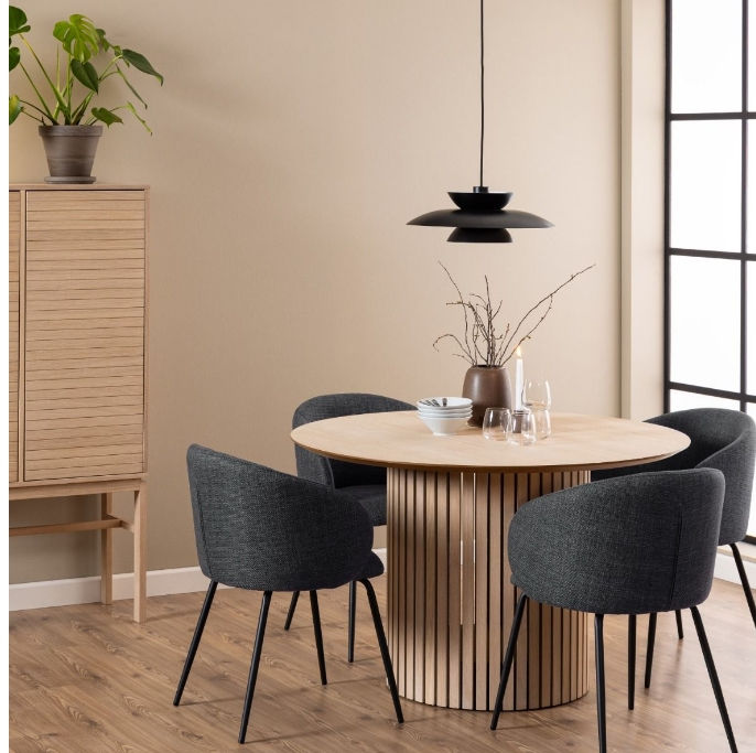Linley Round Dining Table Dining Room Shot