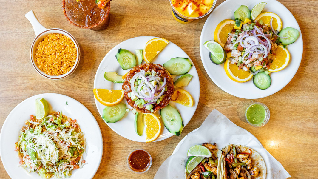 Mexican Restaurant Los Cuates Restaurant Seafood And Bar Gilroy