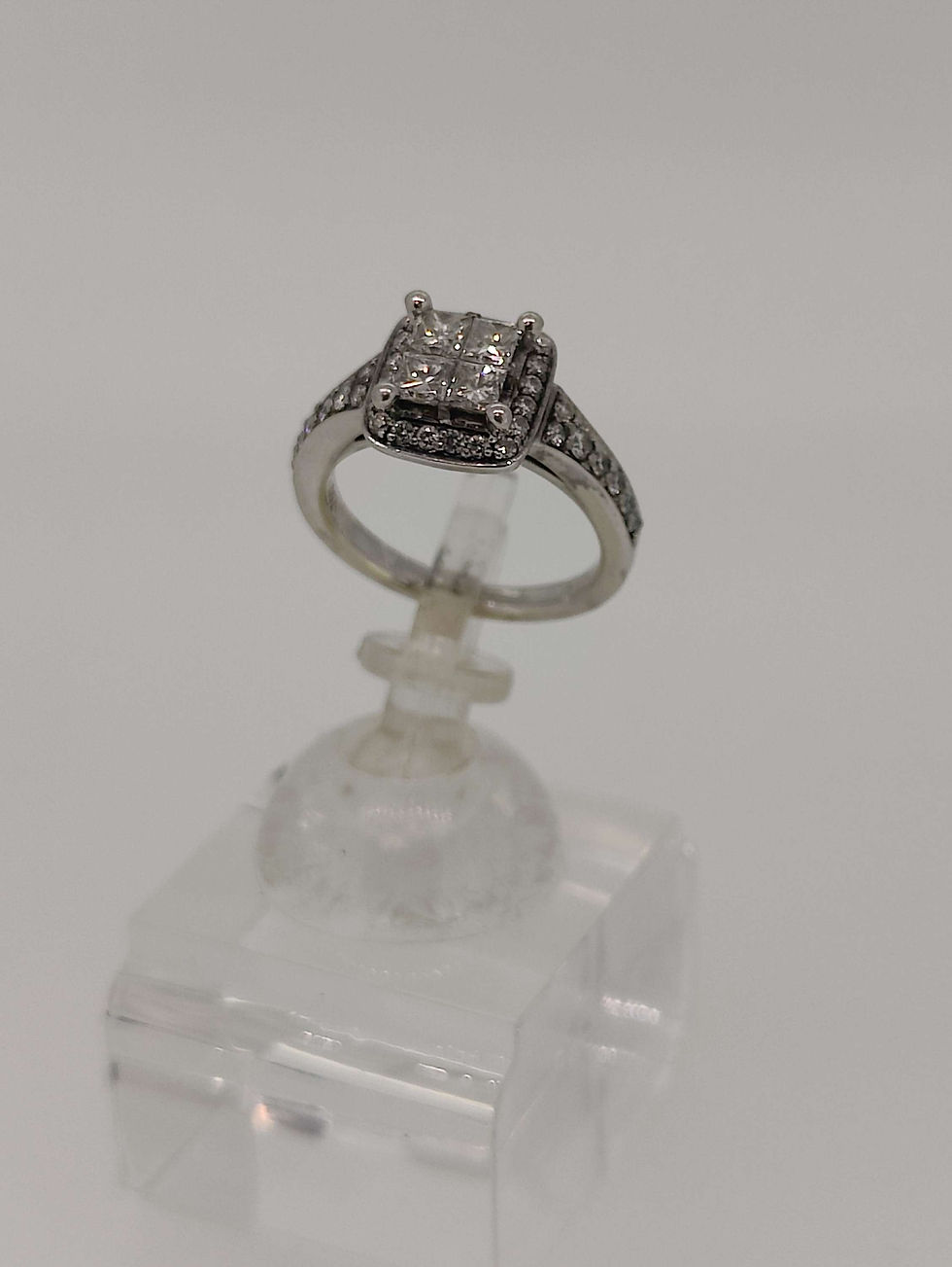 Thumbnail: Inel Teilor 4.68gr diamante naturale albe 