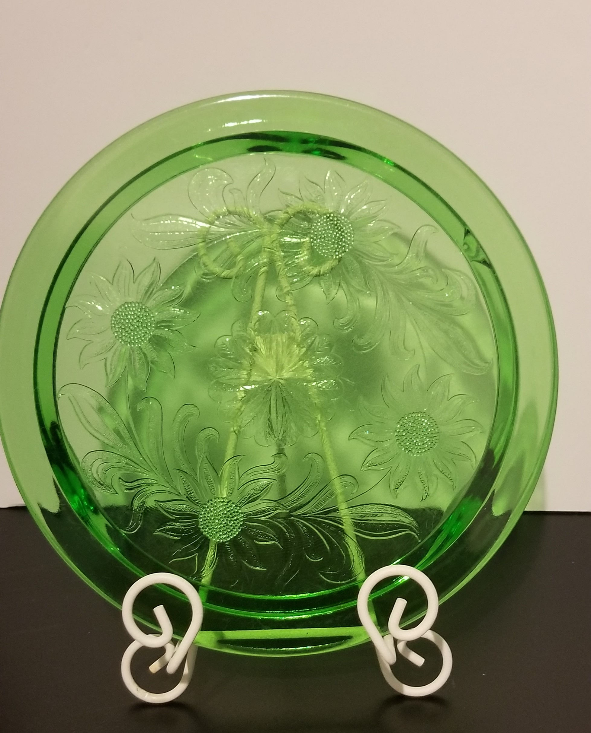 Green Depression "Jeannette Sunflower" Footed Cake Plate