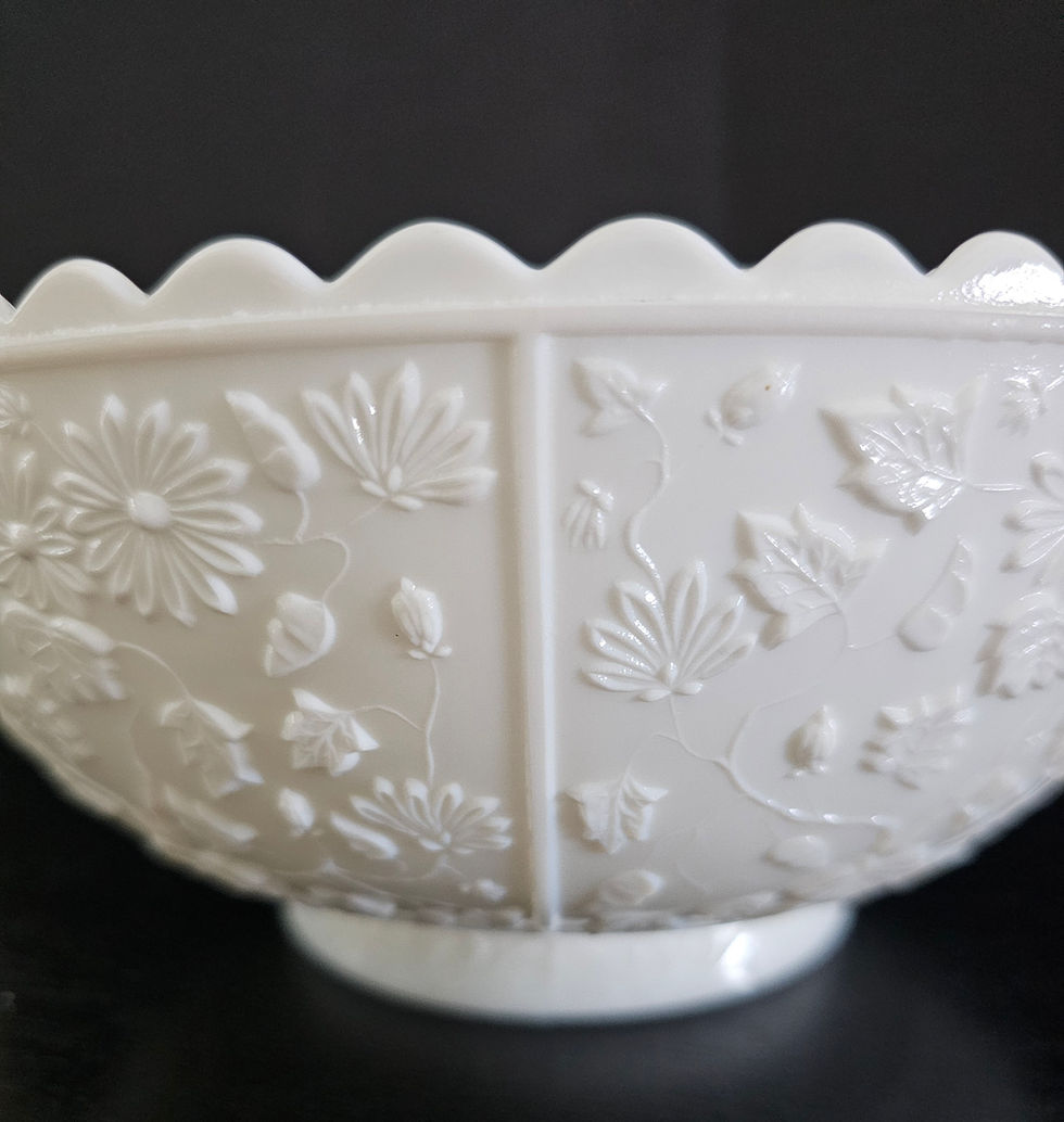 Miniatura: Vintage Challinor & Taylor "Tree of Life" Round Bowl