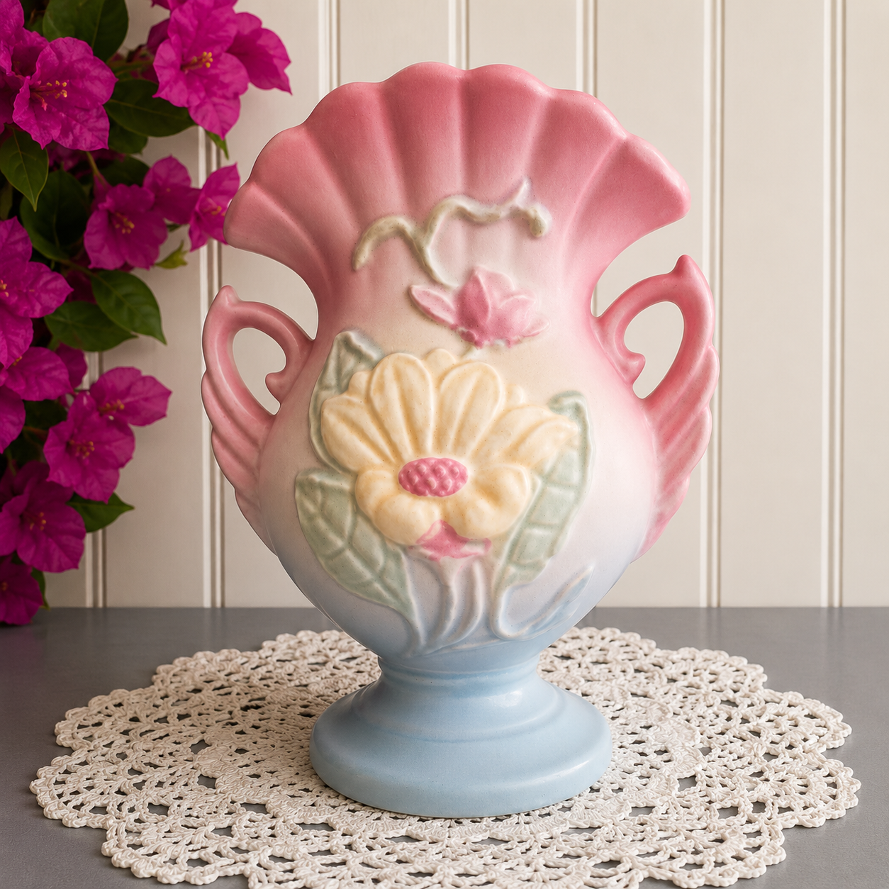 Vintage Hull Art "Magnolia" Vase Matte-Double Handled