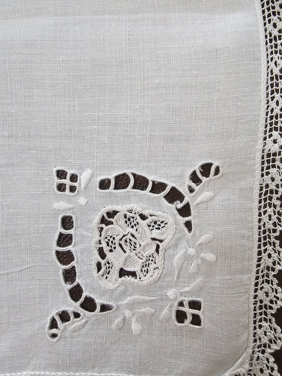 Miniatura: Vintage Bride's Hanky – White or Ivory-Choose Your Favorite