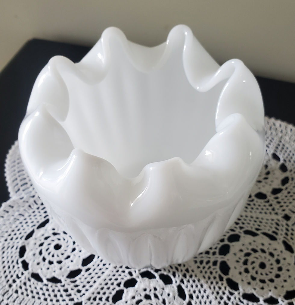 Thumbnail: Vintage Milk Glass Opalescent Tulip Rose Bowl Vase/Planter