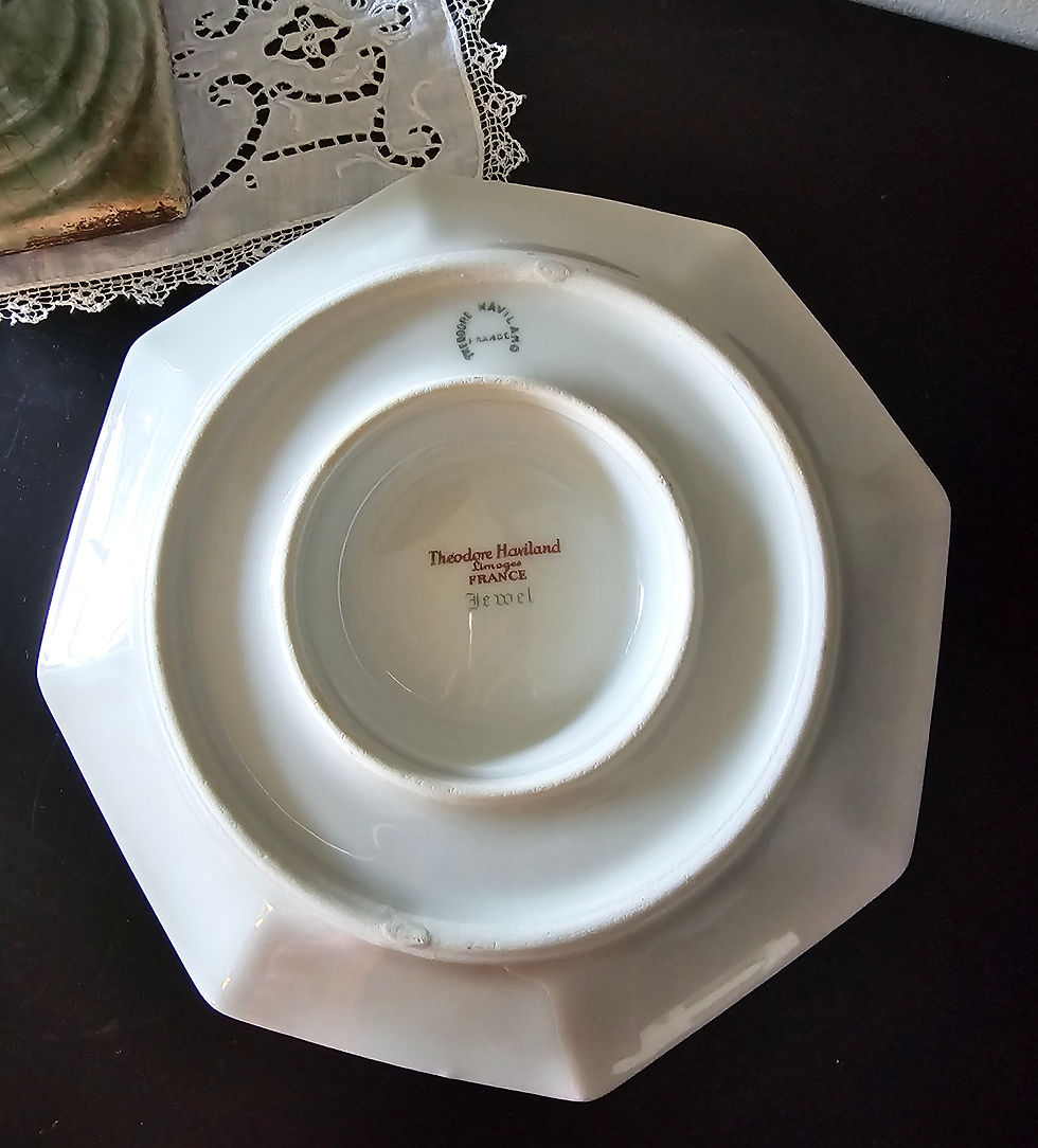 Miniature : Vintage Theodore Haviland Limoges "Jewel" Pattern-Made in France-Gravy Boat w/ A