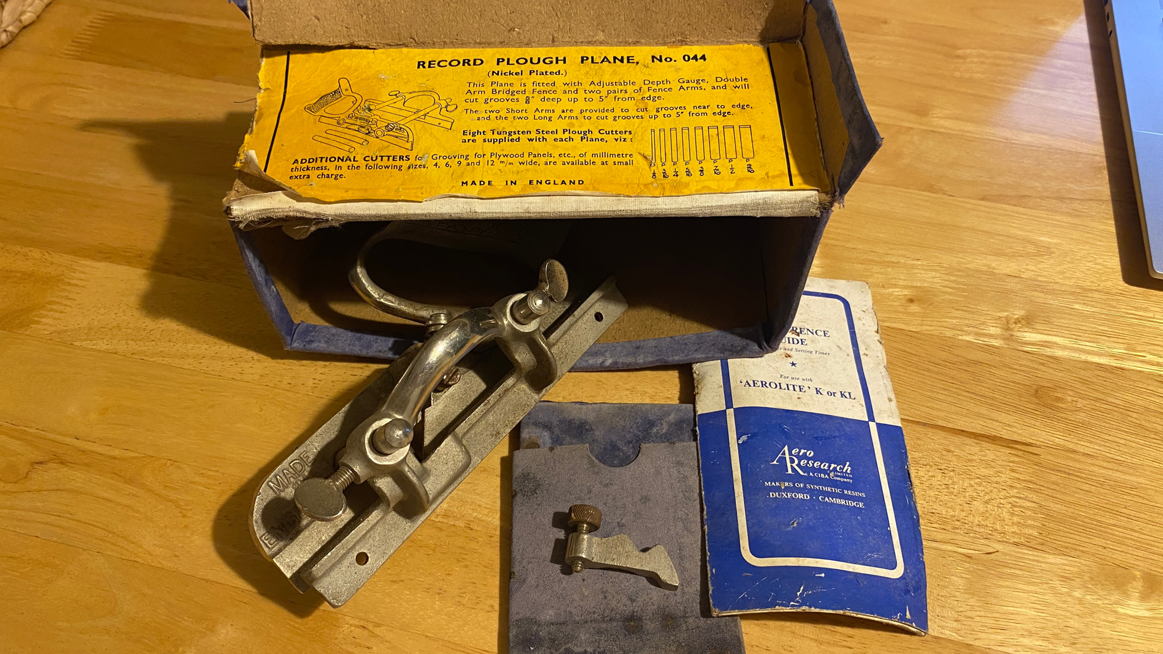Record Rough Plane No 044
