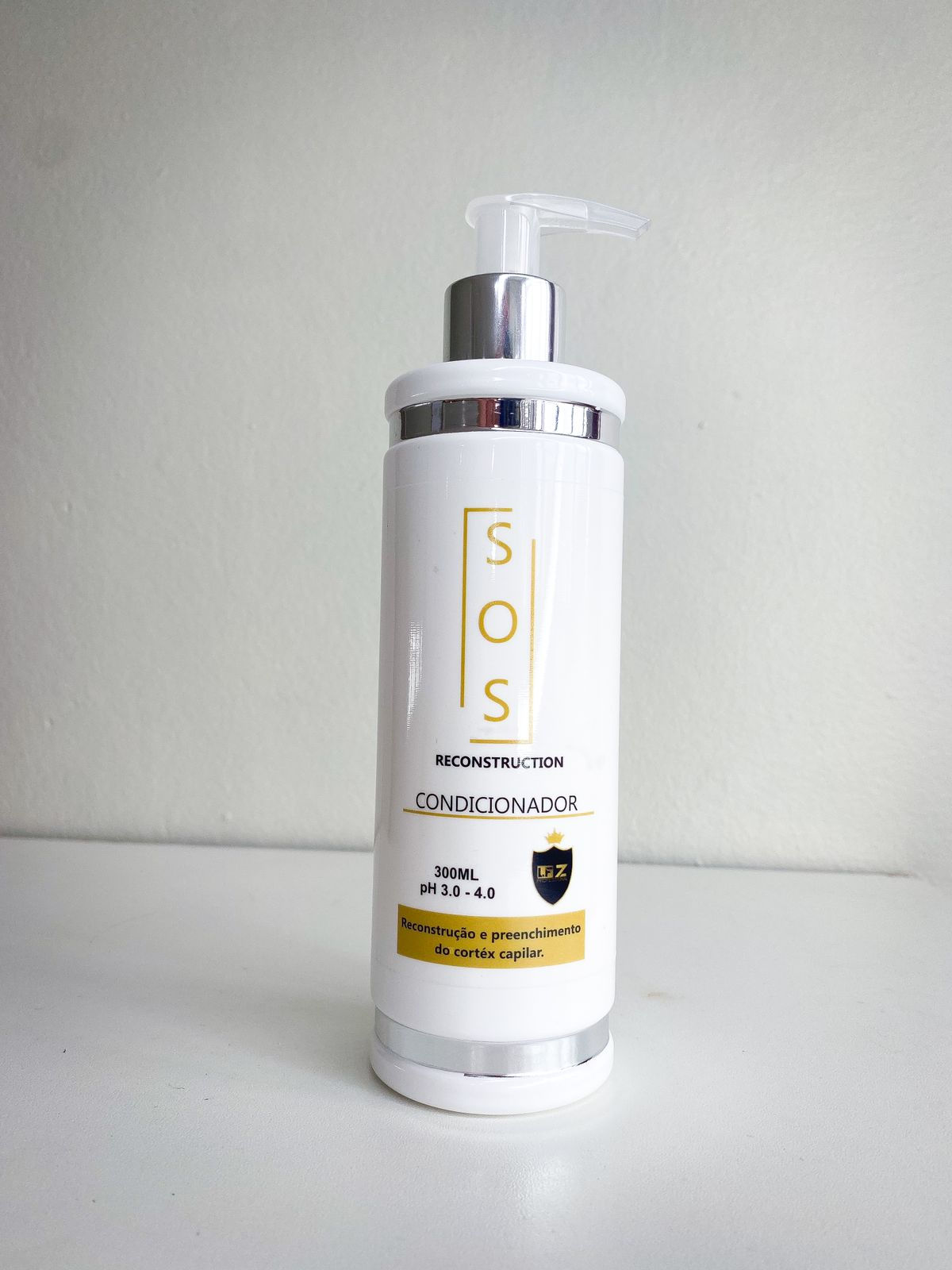 Condicionador SOS Reconstruction da Lafiuza Professional 300ml