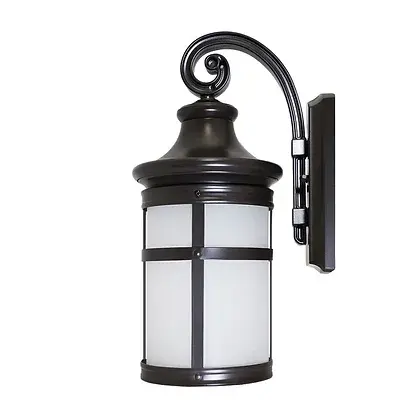 INTEGRATED OUTDOOR LED WALL LANTERN W/OIL RUBBED BRONZE AND FROSTED LENS