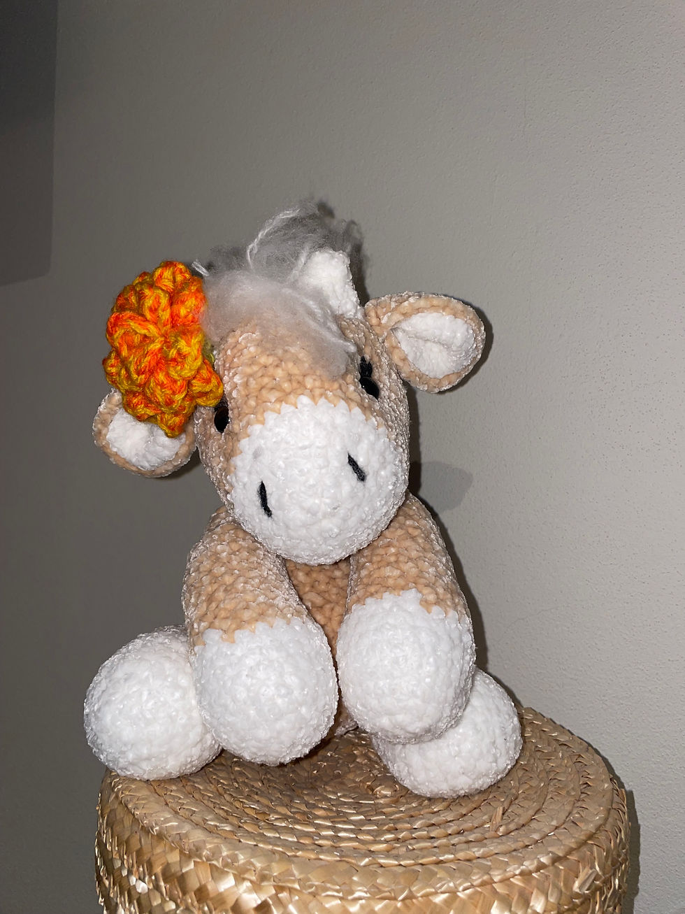 Thumbnail: Sitting Highland Cow