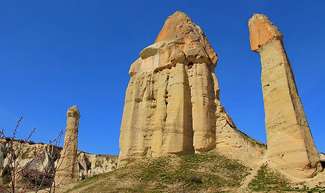 Tuff landscapes and cave churches, hiking holiday in Cappadocia with optionally ballon flight