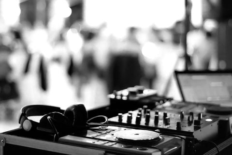 Professional wedding DJ and MC services in Adelaide – Creating the perfect soundtrack and seamless event hosting for your special day.