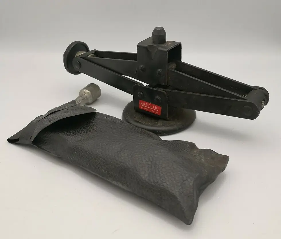 Thumbnail: Authentic ALFA ROMEO DUETTO SPIDER Tool Kit, Very Rare