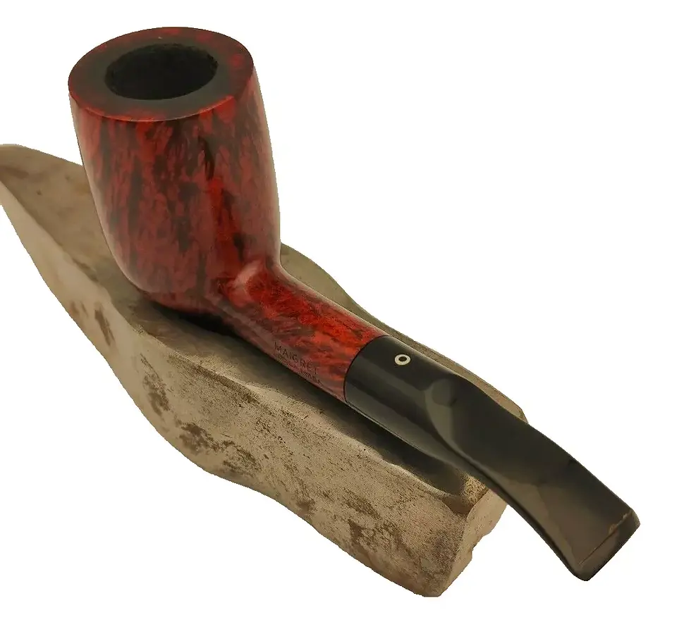 La pipa Talamona è un'elegante e raffinata pipa da tabacco di origine italiana, nota per la sua manifattura di alta qualità e il design distintivo. Realizzata con materiali pregiati come il briar o il legno di qualità superiore, la Talamona si distingue per linee classiche e dettagli curati, che offrono un'esperienza di fumo confortevole ed estetica. La sua forma può variare, ma spesso presenta un serbatoio ampio e una bocca ergonomica, ideali per godersi lunghe sessioni di svapo. La lavorazione artigianale e l'attenzione ai dettagli rendono ogni pipa Talamona un pezzo unico, apprezzato sia dai collezionisti che dagli appassionati di fumatori tradizionali.