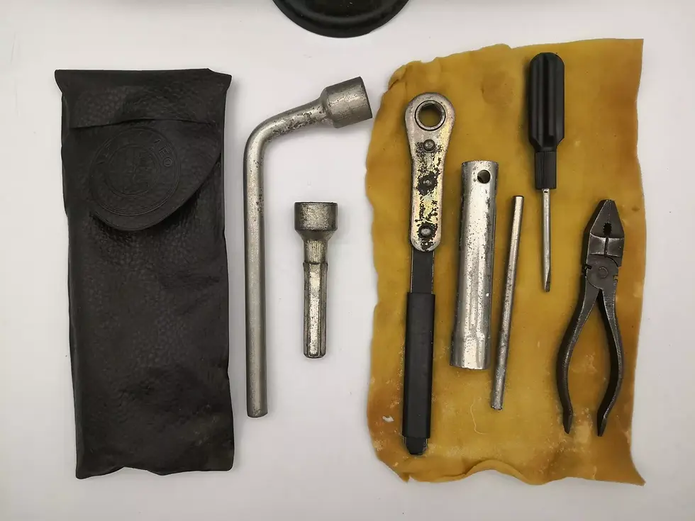 Thumbnail: Authentic ALFA ROMEO DUETTO SPIDER Tool Kit, Very Rare