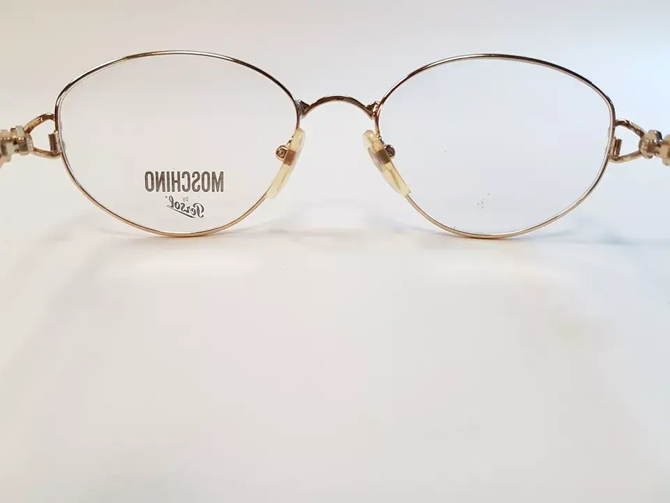Thumbnail: Occhiali Vintage da vista Moschino by Persol con montatura elegante e moderna