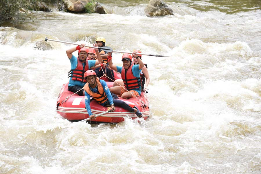 Thumbnail: Team Bonding and White Water Rafting at Kaeng Krachan National Park