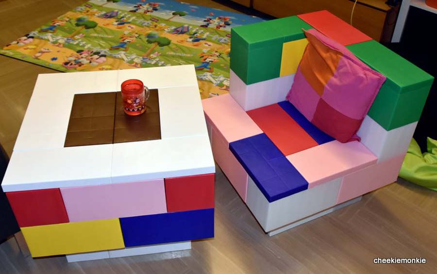 Thumbnail: Team building activity with giant lego blocks