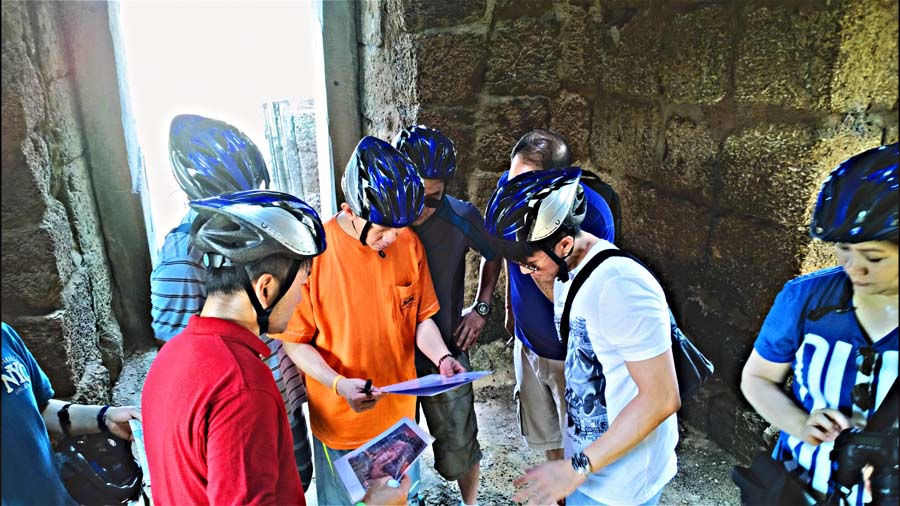 Angkor Wat Amazing Race by Bicycle