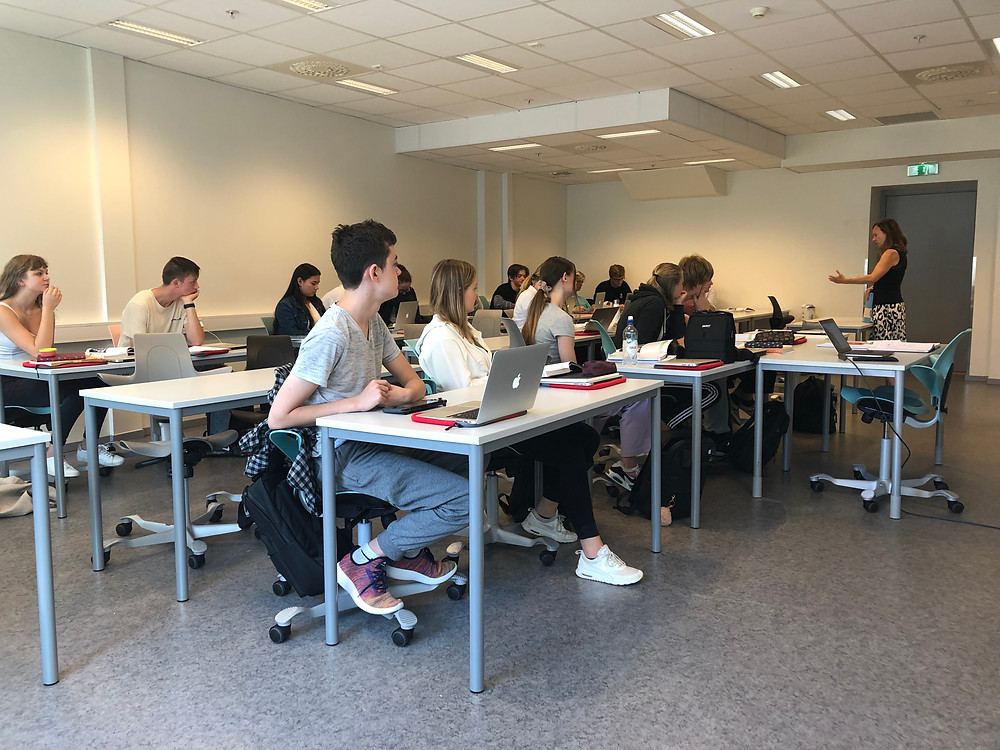 An image of a lesson being conducted in a classroom.