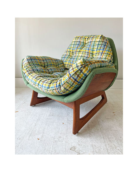 CHAIRLOOM-Instagram-040226-AP3