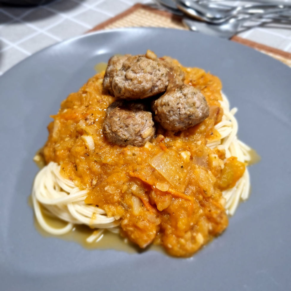 Spaghetti with meatballs