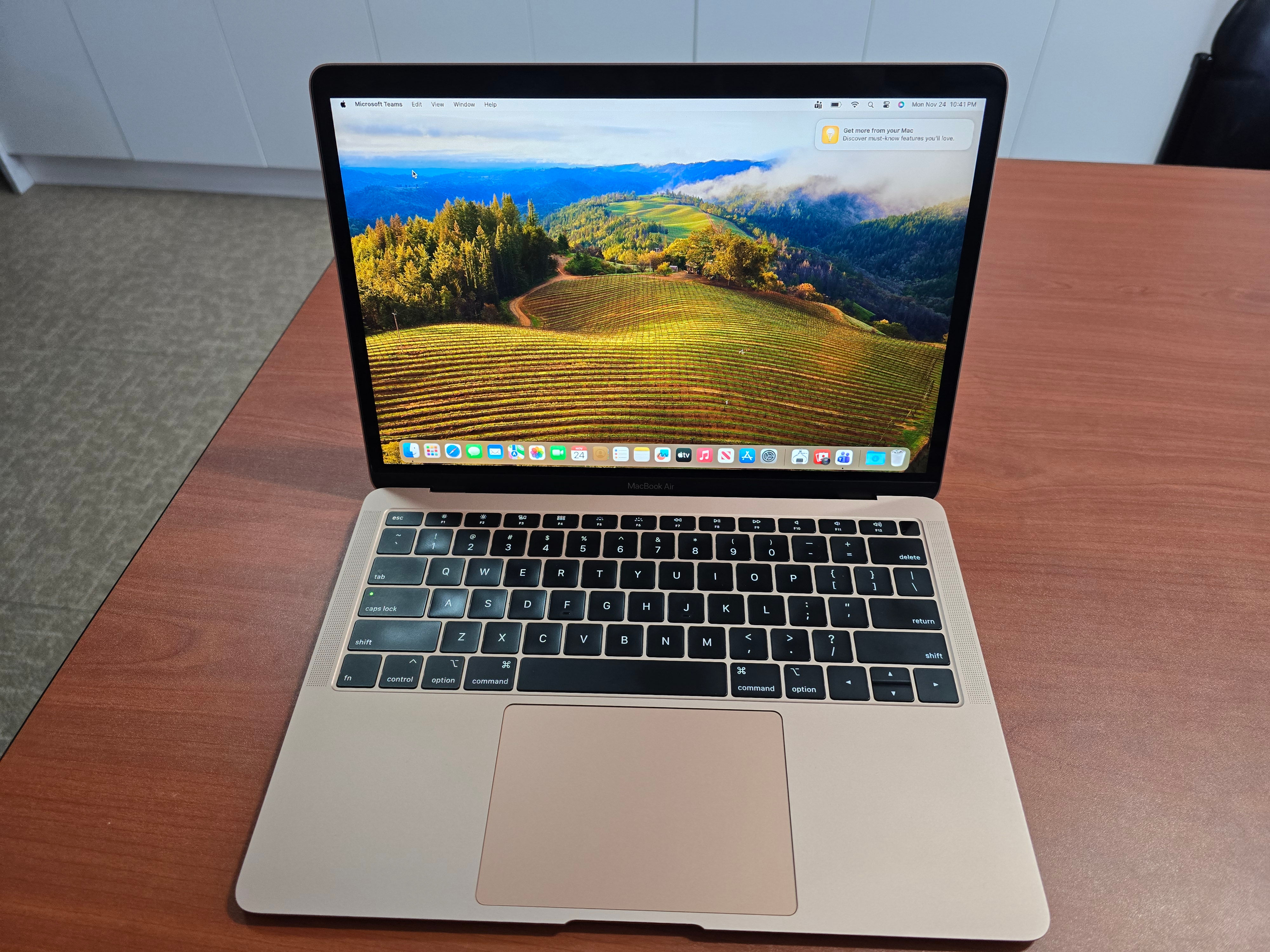 Apple MacBook Air A1932 13.3" i5-8210Y@1.6 8GB/128GB NVMe OS Sonoma Rose Gold