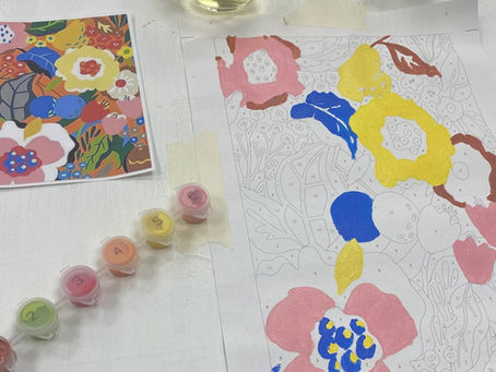 Host a Sip and Paint Party without an Instructor