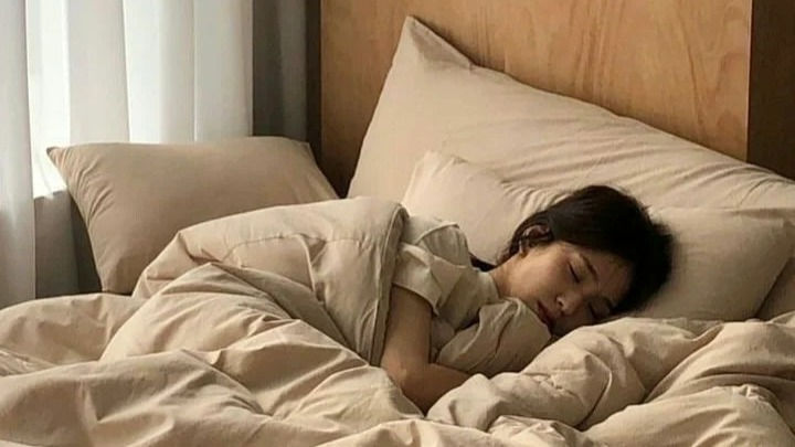 Khi cảm thấy kiệt sức, hãy nghỉ ngơi mà đừng vướng bận gì hết