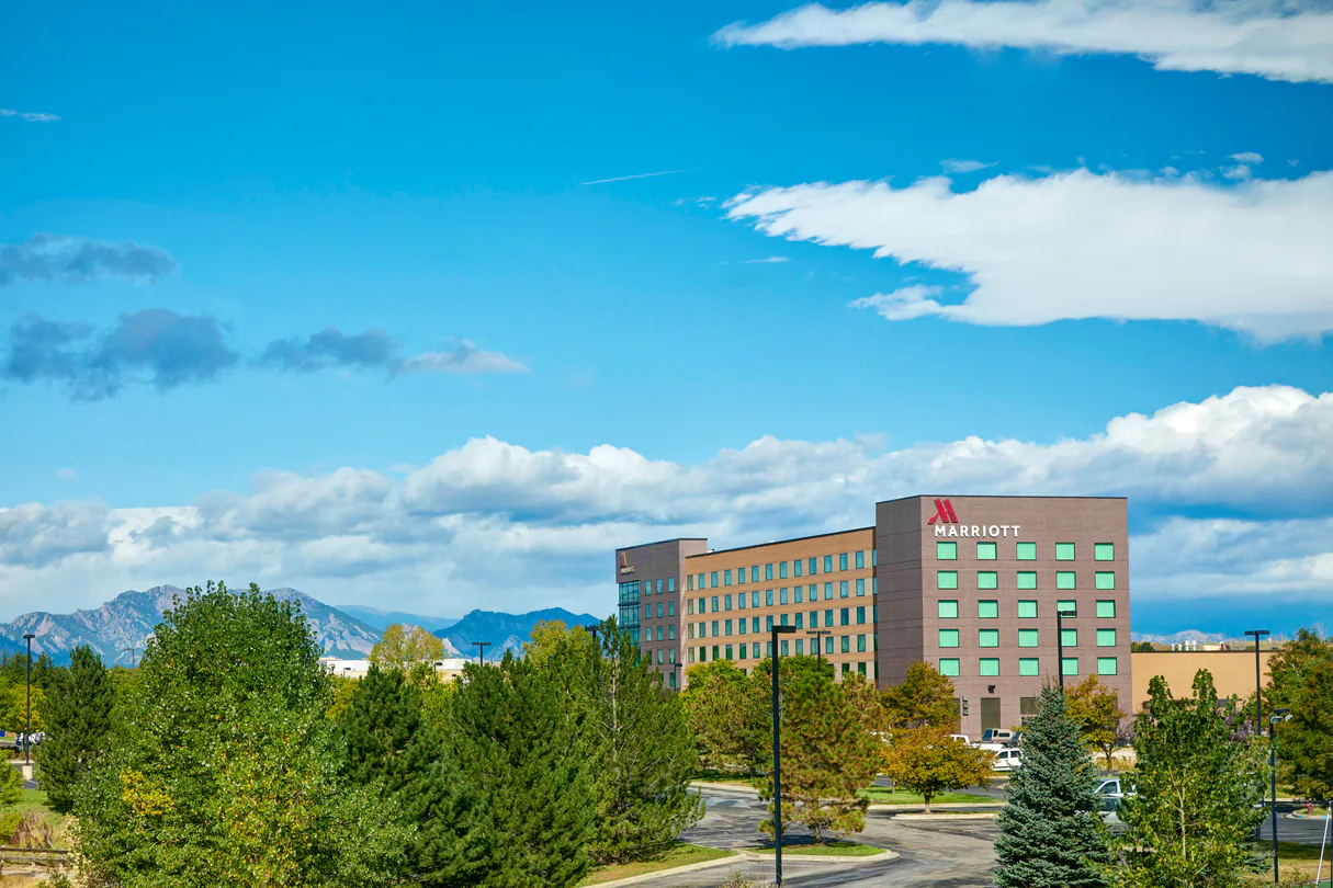 denmw-exterior-0044-hor-clsc.webp