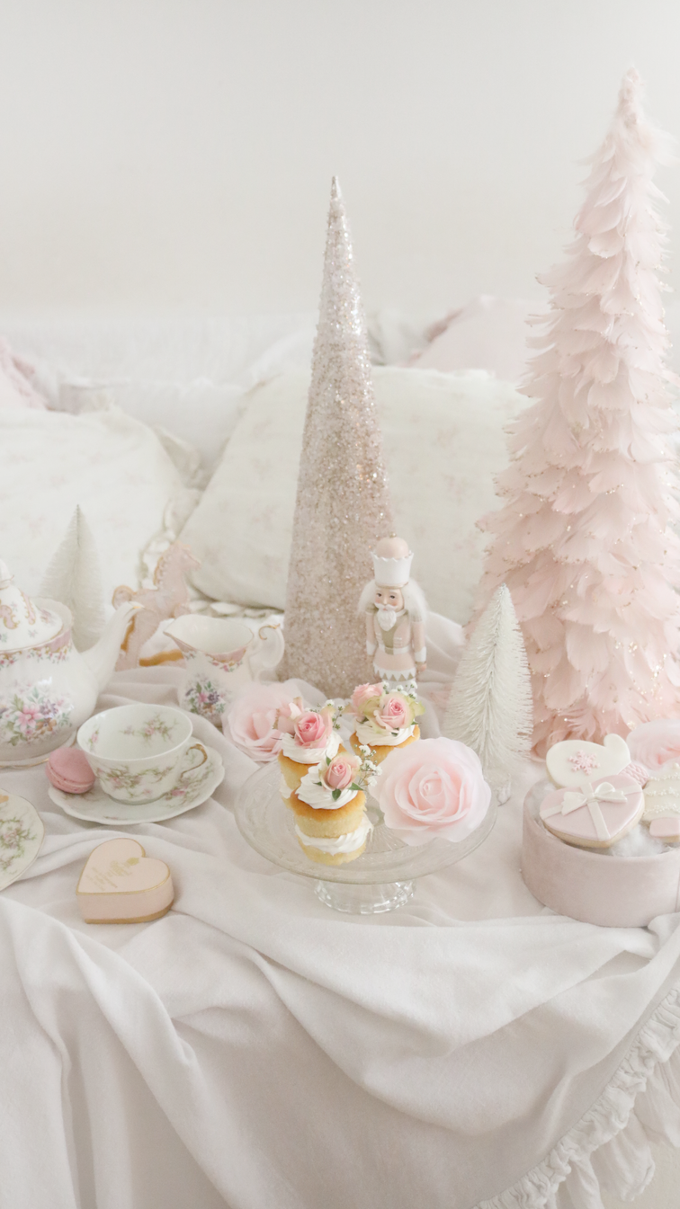 HOW TO CREATE AN ETHEREAL SWAN LAKE PRINCESS INSPIRED HIGH TEA FOR THE CHRISTMAS HOLIDAY SEASON..