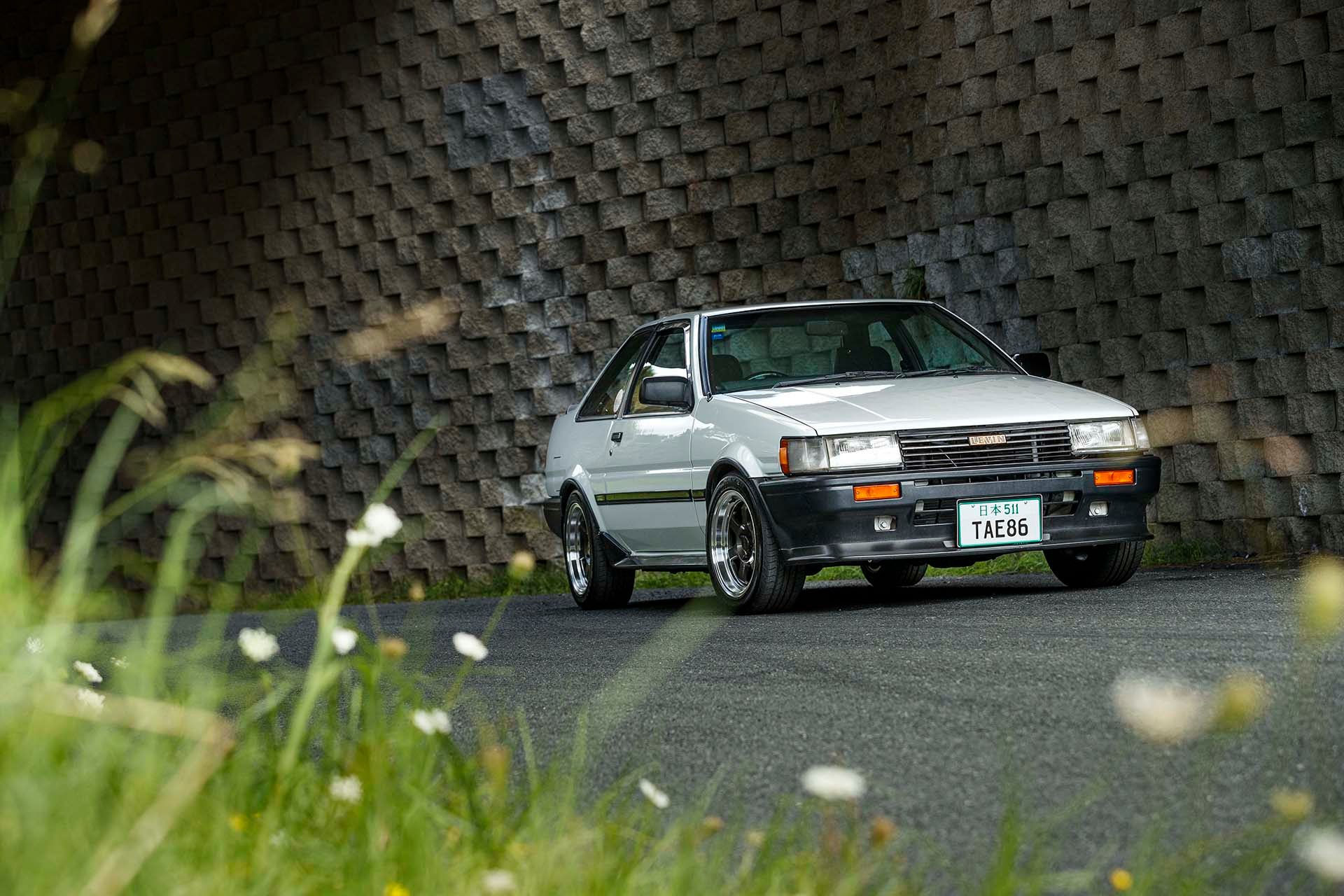 Corolla Levin | Dépôt pour Commande